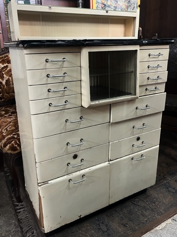 I.4449 MUEBLE DE DENTISTA