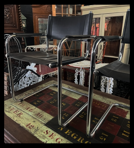 I.4453 PAR DE SILLAS CROMADAS