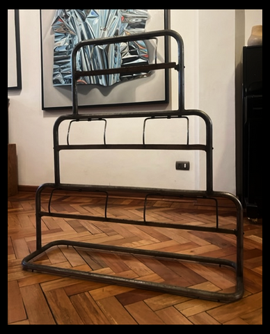 II.3854 CORTA PAPEL ALTO DE FIERRO