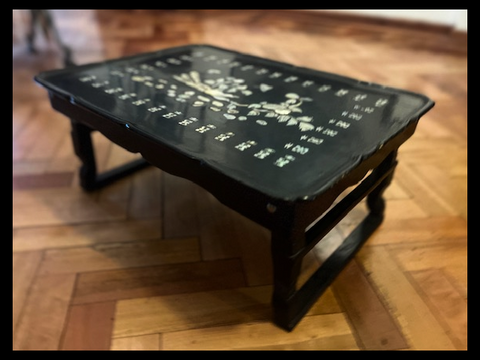 II.3855 BANDEJA DE CAMA CHINA