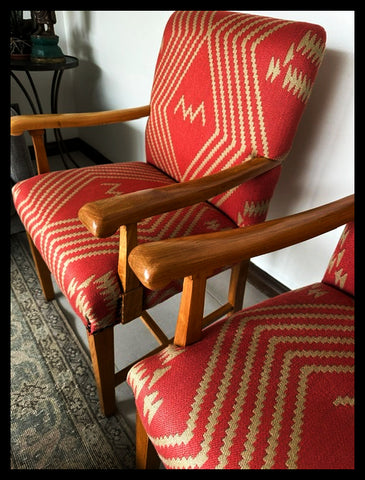 I.4477 PAR DE SILLAS TAPIZ ROJO