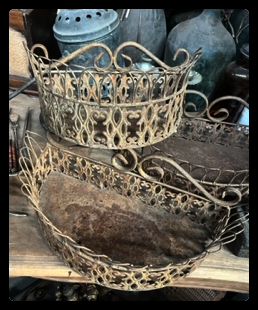 II.3802 JARDINERAS DE FIERRO