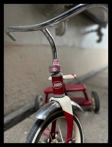 II.3906 TRICICLO ROJO