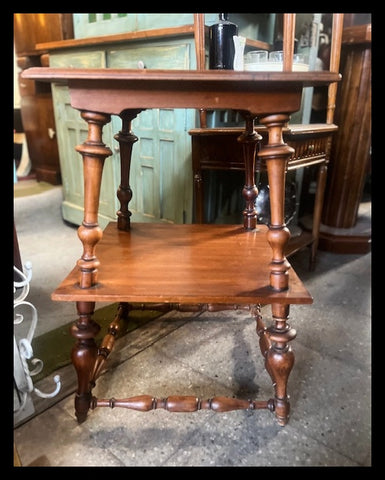 II.3910 MESA DOBLE CUBIERTA