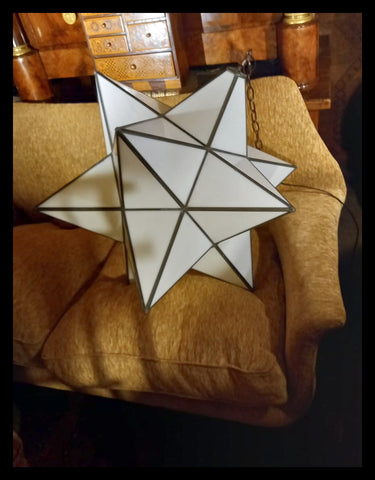 II.3337 LÁMPARA DE ESTRELLA