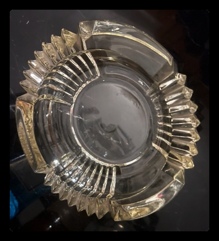 II.3809 CENICERO DE VIDRIO