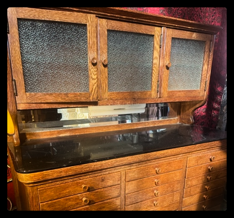 I.4431 MUEBLE DE DENTISTA ROBLE AMERICANO