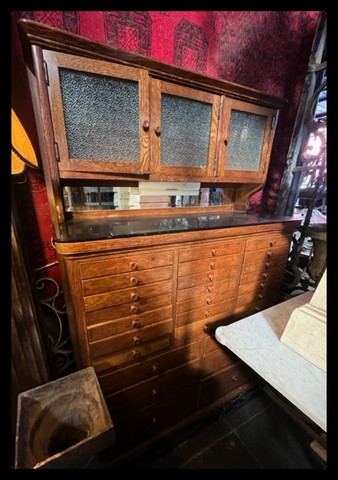 I.4431 MUEBLE DE DENTISTA ROBLE AMERICANO