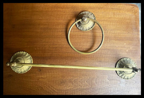 II.3738 SET TOALLEROS BRONCE