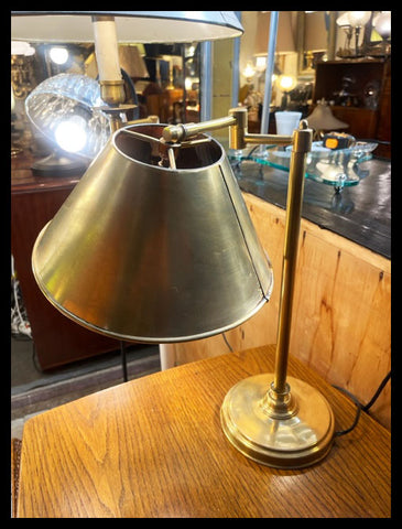 II.3750 LÁMPARA DE BRONCE REGULABLE