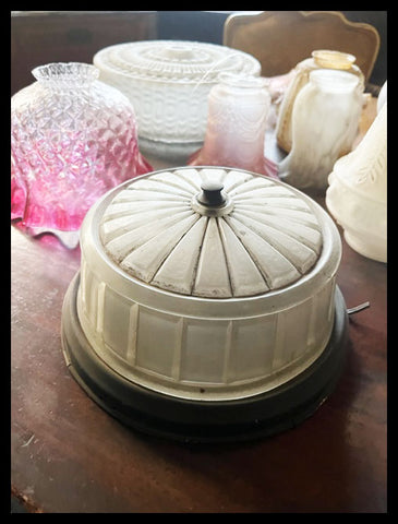 II.3830 PLAFÓN EMPAVONADO