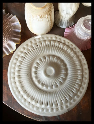 II.3831 PLAFÓN GRANDE EMPAVONADO