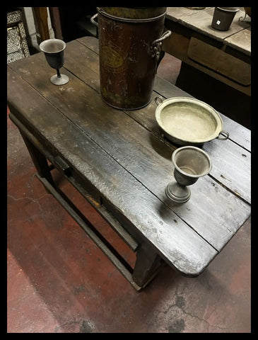 I.4441 MESA CHANCHERA CON CAJÓN