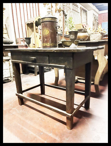 I.4441 MESA CHANCHERA CON CAJÓN