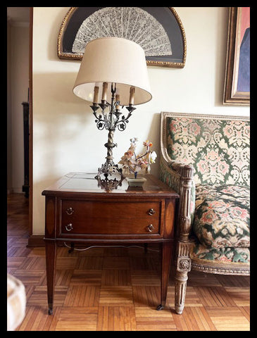 I.4461 PAR DE MESITAS LATERALES