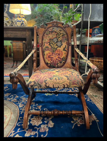 I.4492 PAR DE SILLAS PLEGABLES PETIT POINT