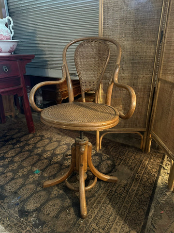 I.5005 SILLA DE ESCRITORIO VIENA GIRATORIA