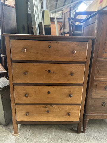 I.5030 CÓMODA ALTA DE CAMPO