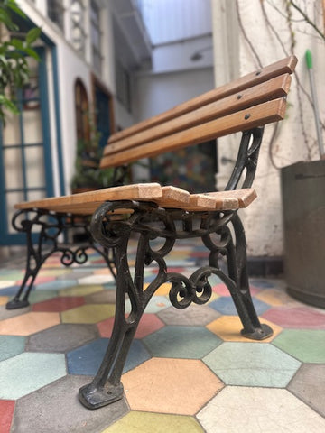 I.5037 BANCA DE MADERA Y FIERRO