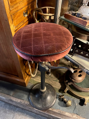 I.5039 PISO REGULABLE CON ASIENTO DE FELPA