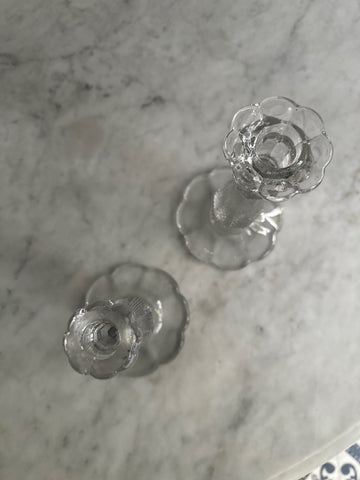 II.5000 PAR DE CANDELEROS DE VIDRIO