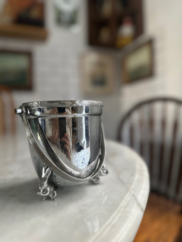 II.5002 HIELERA DE PLAQUÉ CONEJOS