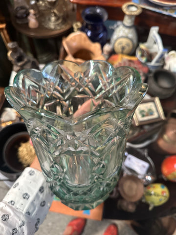 II.5011 FLORERO DE CRISTAL CORTADO