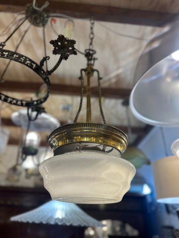 II.5015 LÁMPARA COLGANTE DE BRONCE Y OPALINA