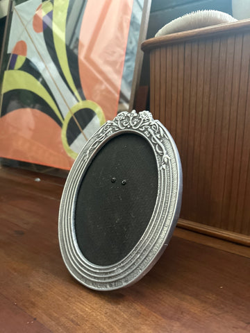 II.5026 PEQUEÑO MARCO OVALADO