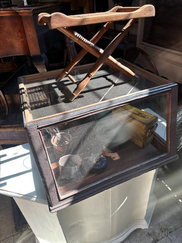 II.5066 VITRINA DE SOBREMESA VIDRIADA años 40