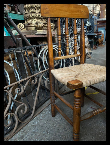 I.4497 8 SILLAS EMPAJADAS POMAIRINAS