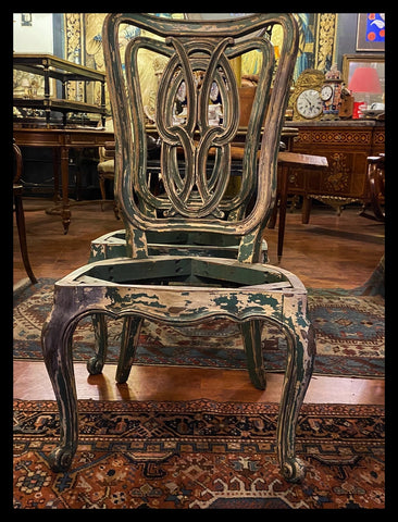 I.4505 PAR DE SITIALES DECAPADOS