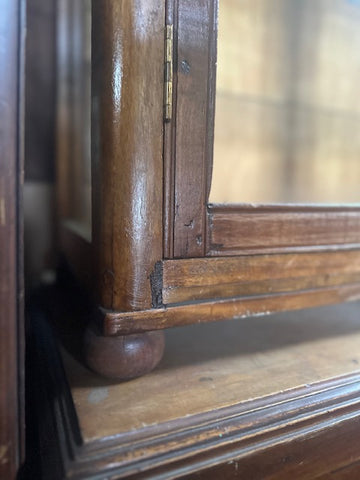 I.5055 VITRINA CURVA