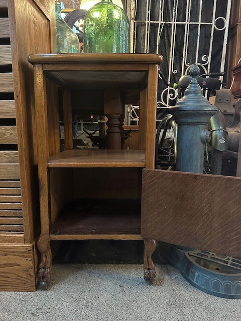 I.5066 VELADOR DE ROBLE AMERICANO