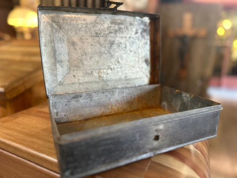 II.5078 CAJITA DE LATÓN