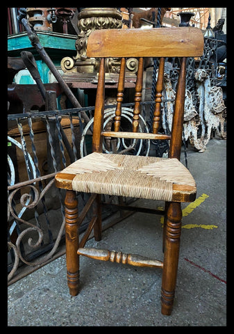 I.4497 8 SILLAS EMPAJADAS POMAIRINAS