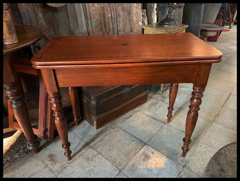 I.3981 MESA DE JUEGO PLEGABLE