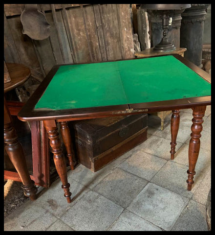 I.3981 MESA DE JUEGO PLEGABLE