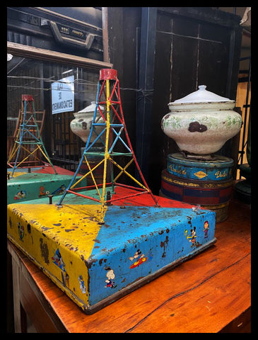 II.2843  TORRE DE JUGUETE