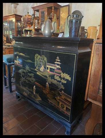 I.2904  MUEBLE DE ARRIMO CHINO