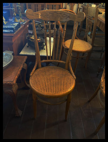 I.2909  2 SILLAS DE HAYA Y JUNCO