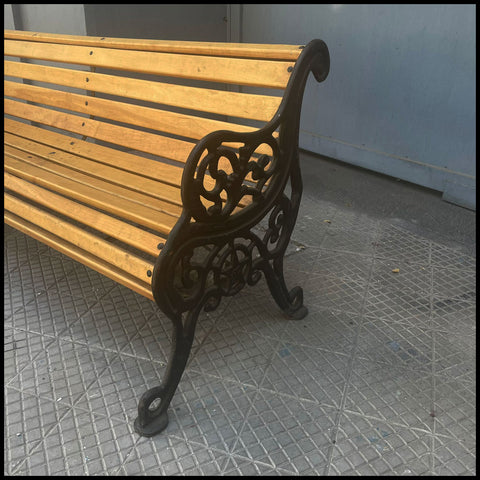 I.3831 CLÁSICO ESCAÑO DE PLAZA