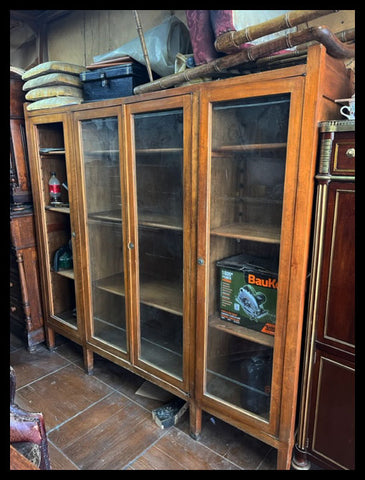 I.3994 VITRINA FISCAL DE 4 CUERPOS