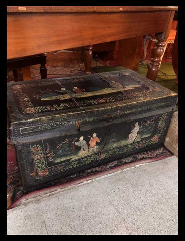 II.1217 BAÚL DE ALCANFOR CHINO