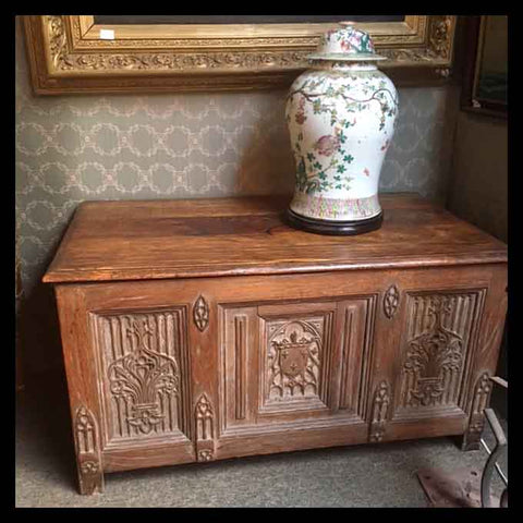 II.1257 PAR DE BAÚLES GÓTICOS