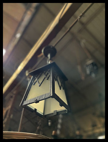 II.3456 FAROLES DE FIERRO