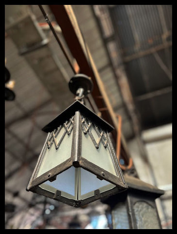 II.3456 FAROLES DE FIERRO