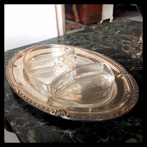 II.1266 BANDEJA DE PLAQUÉ Y VIDRIO