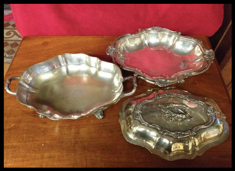 II.2900  GUISERA TRES PIEZAS