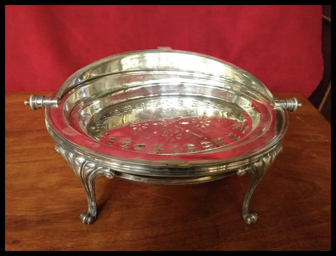 II.2903  PAVERA DE PLAQUÉ CON PATAS